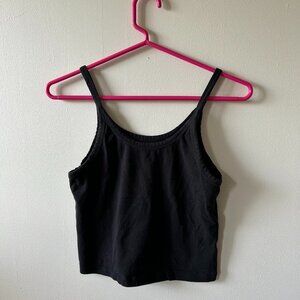 ARQ black crop tank in M